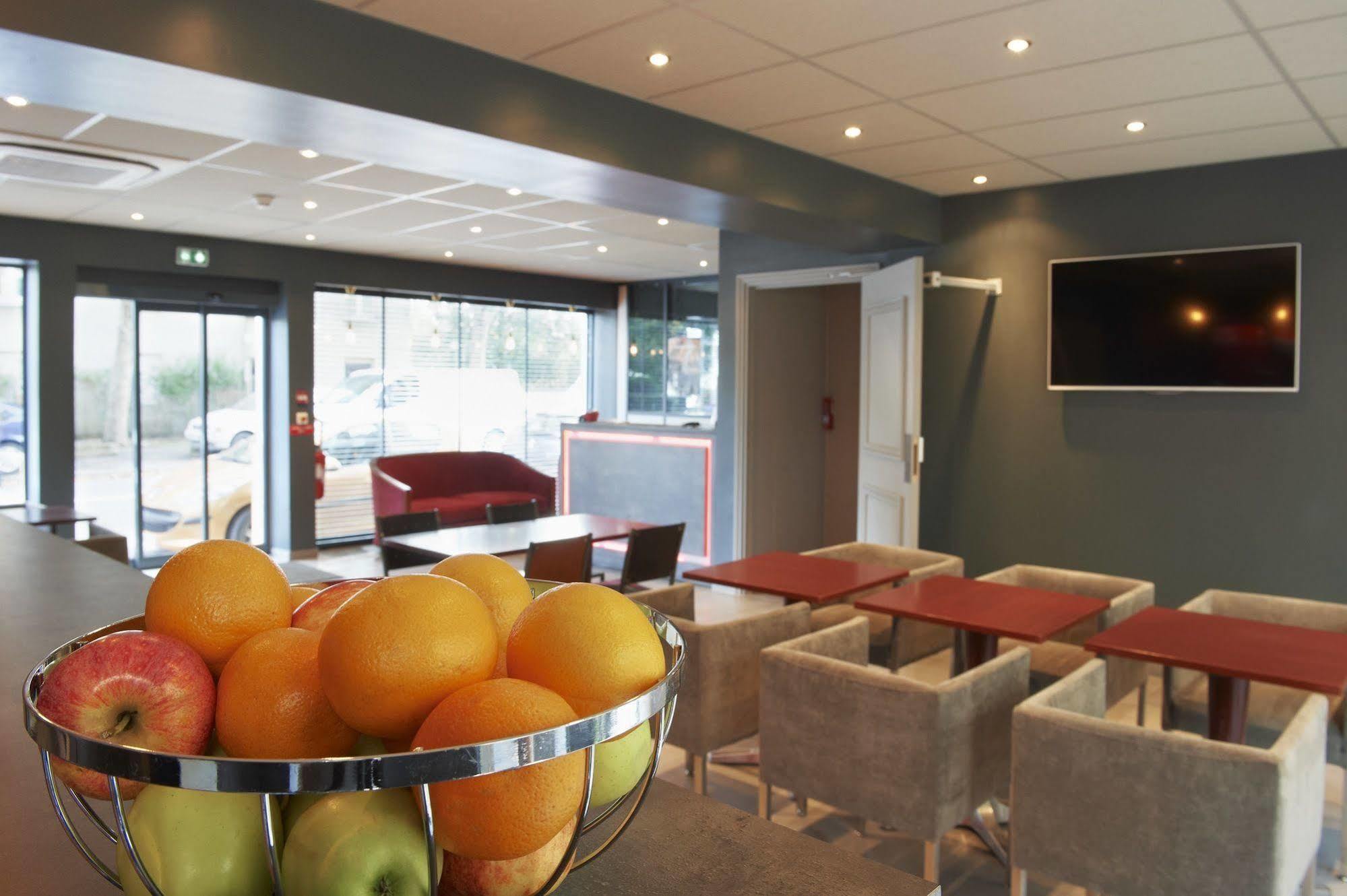 Hotel Jade Aulnay-sous-Bois Exterior photo